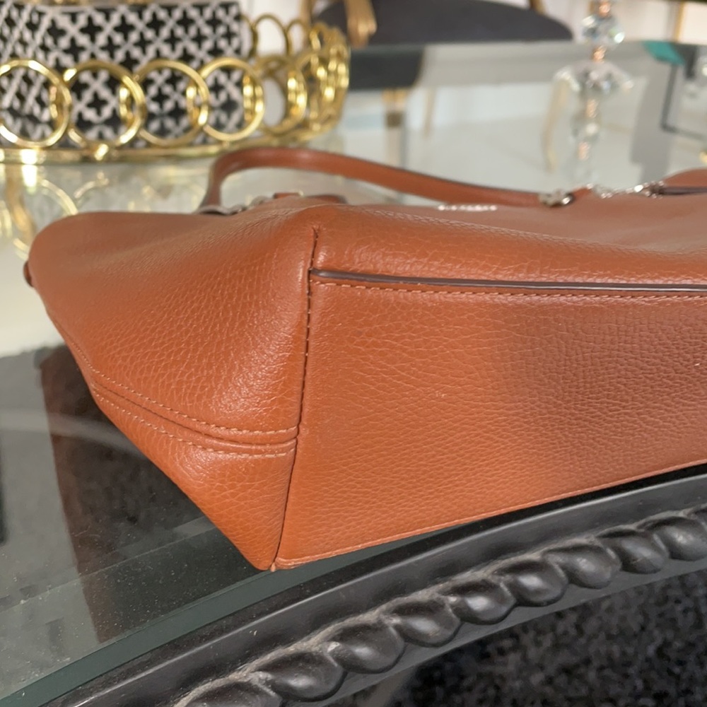 Coach Tote - Picture 11 of 15